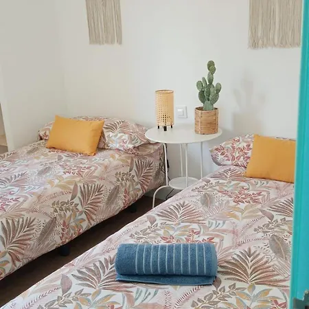 Lejlighed 10 Floor, 10 People, 10 Views